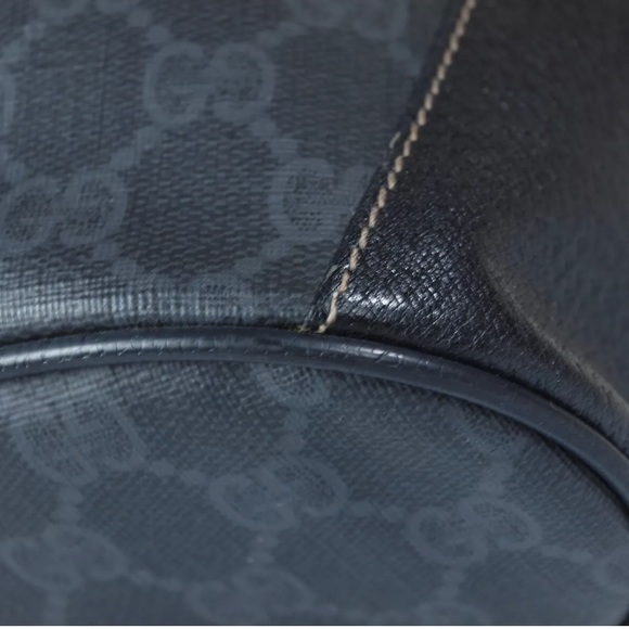 GUCCI GG Web Canvas Black Drawstring Shoulder Bag - Picture 4 of 8